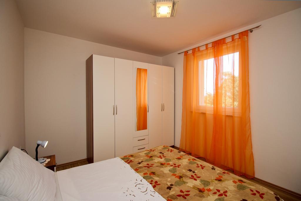 Apartments Koritnik Punat Rom bilde